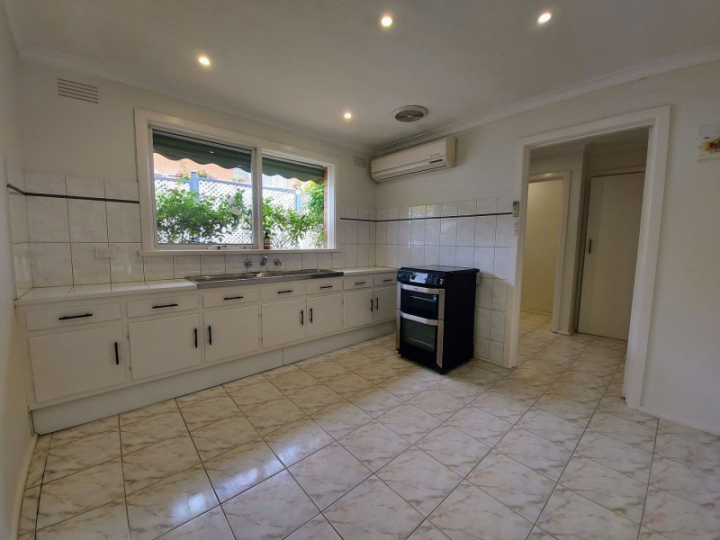 25 Avoca St, Heidelberg VIC 3084