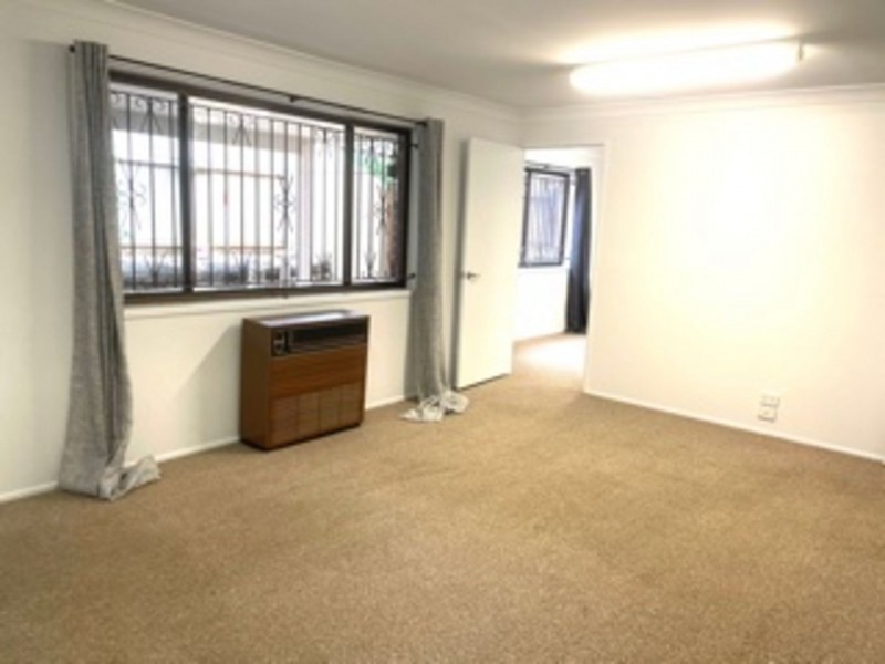 6A Redleaf St, Mansfield QLD 4122