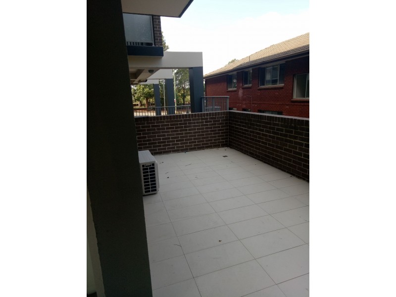 2/135-137 Pitt St, Merrylands NSW 2160