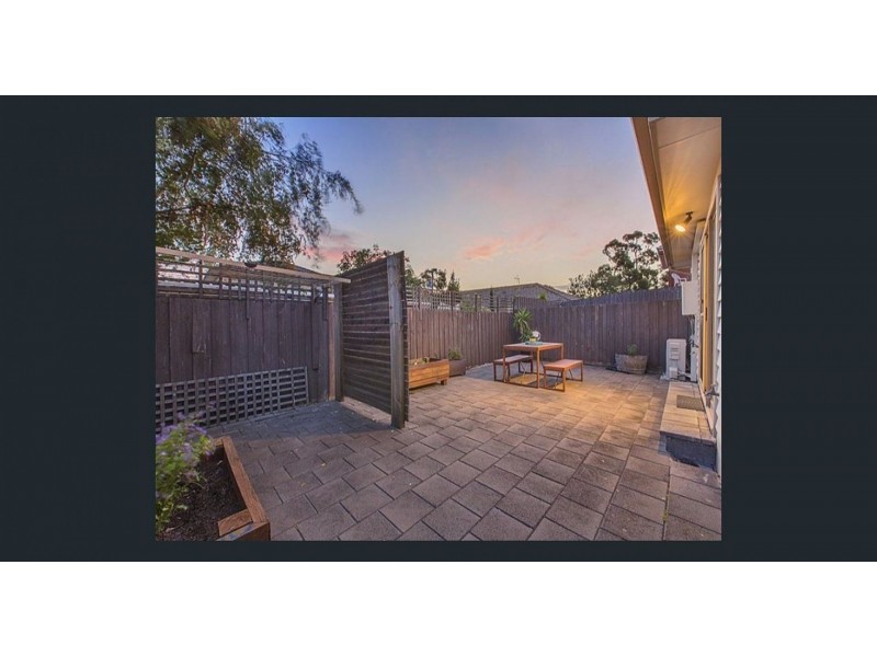 2/25 Clarendon Pde, West Footscray VIC 3012