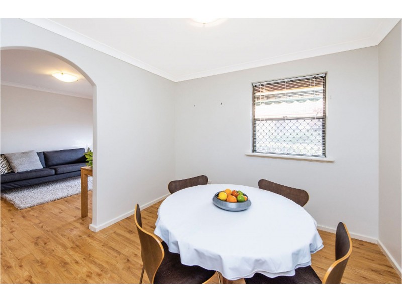 2/10 Hammad St, Palmyra WA 6157