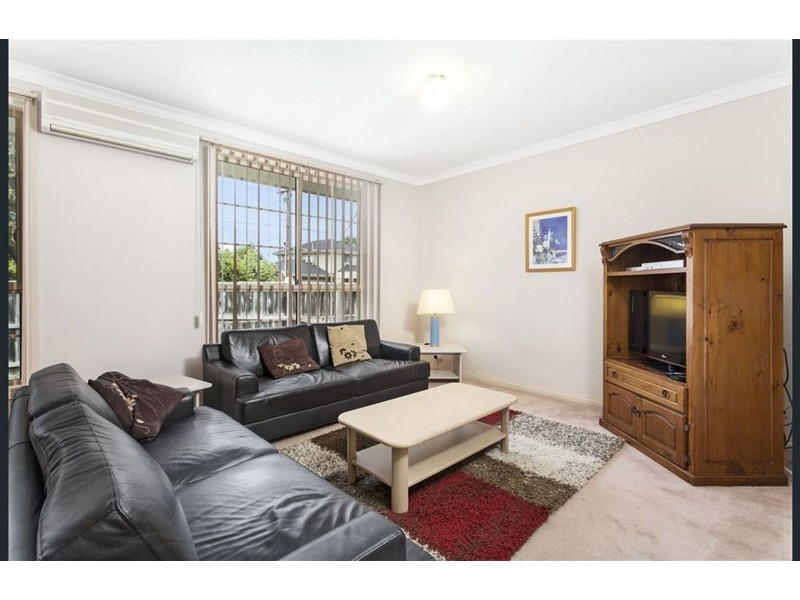 1/9 Short St, Glen Waverley VIC 3150