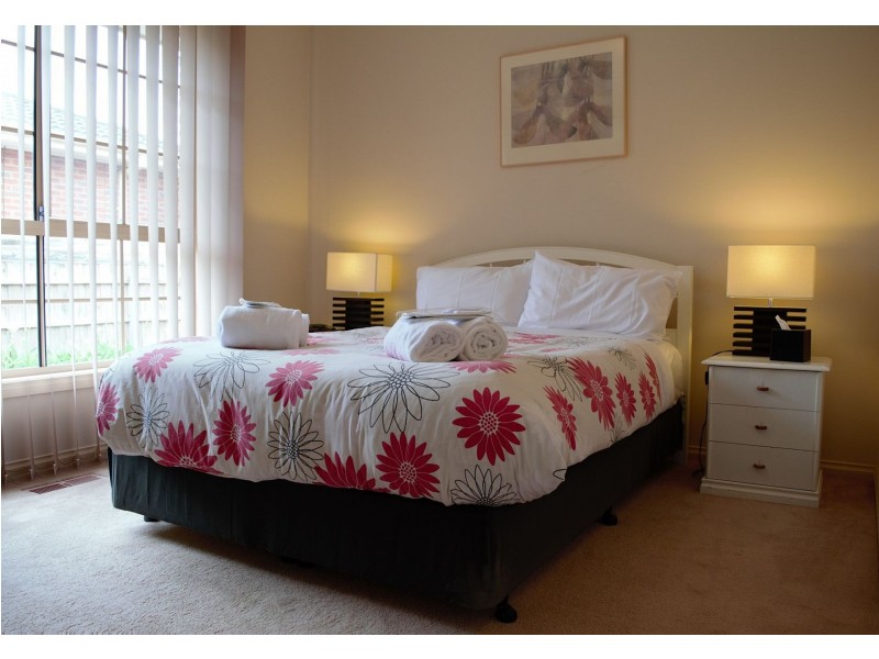 1/9 Short St, Glen Waverley VIC 3150