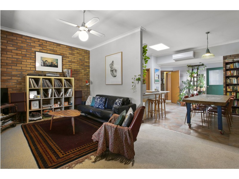 12 Oldis Ave, Northcote VIC 3070