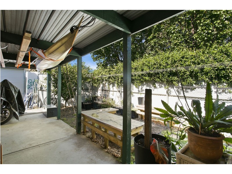 12 Oldis Ave, Northcote VIC 3070