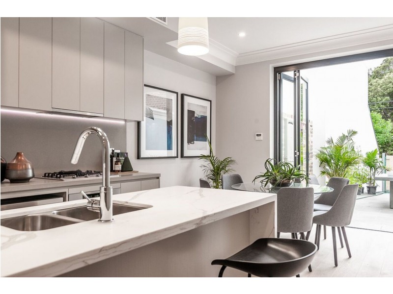 3 John St, Erskineville NSW 2043