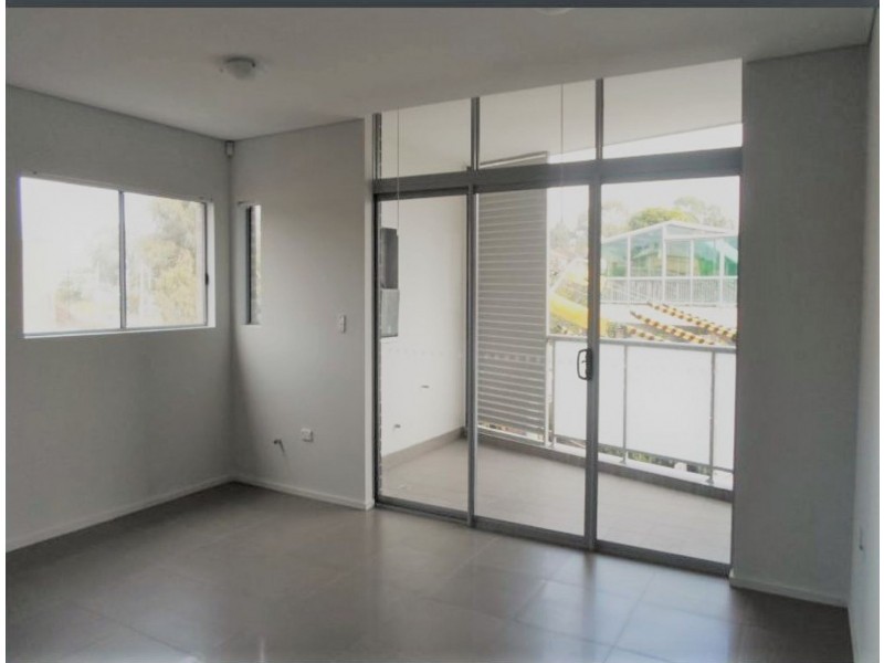 320 Railway Tce, Guildford NSW 2161