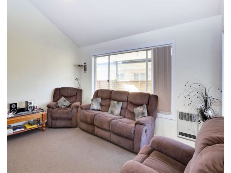 2/17 Lucas Pl, Brighton TAS 7030