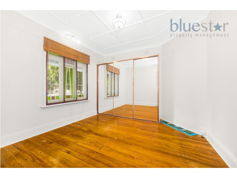 4 Park Rd, Sydenham NSW 2044