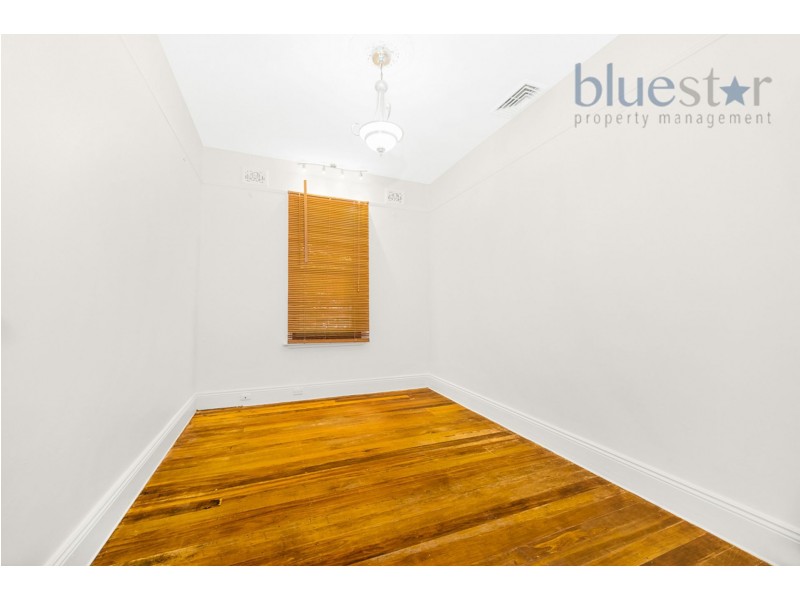 4 Park Rd, Sydenham NSW 2044