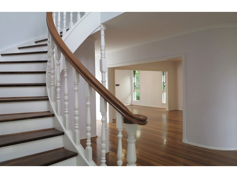 10 Sarah St, Black Rock VIC 3193