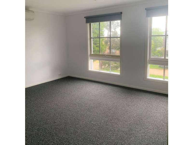 10 Sarah St, Black Rock VIC 3193