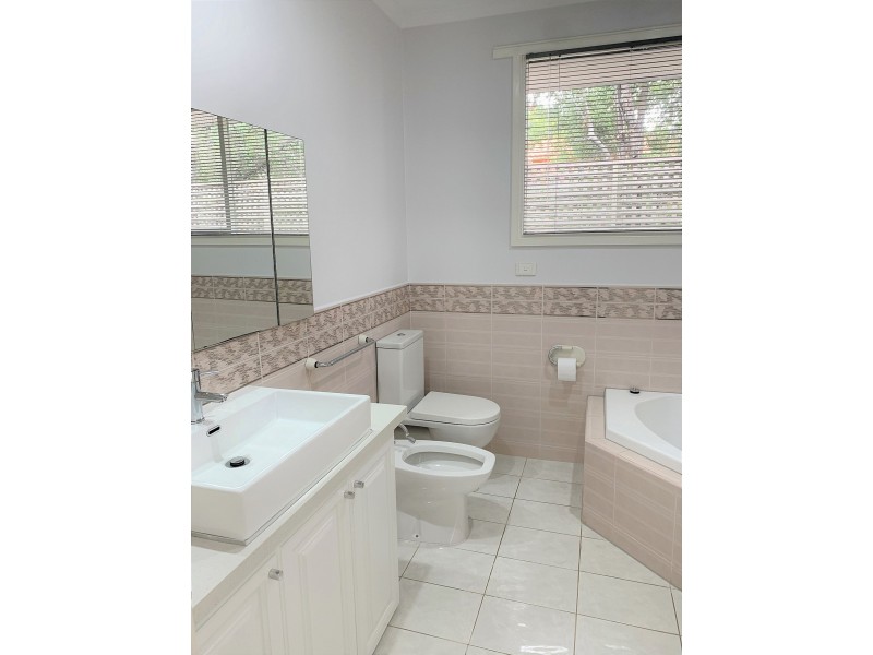 10 Sarah St, Black Rock VIC 3193