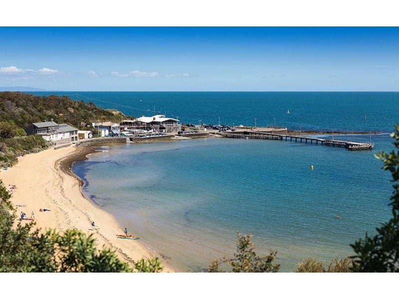 10 Sarah St, Black Rock VIC 3193