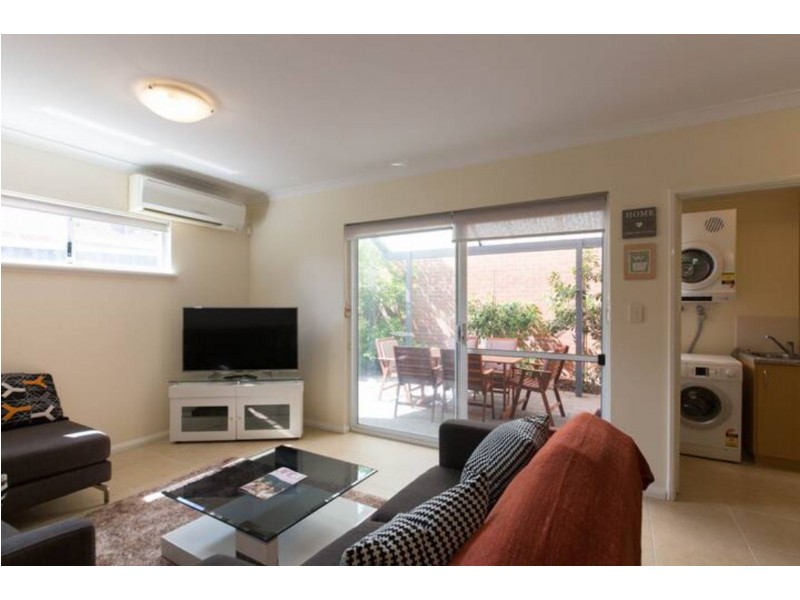 10/8-10 Salford St, Victoria Park WA 6100