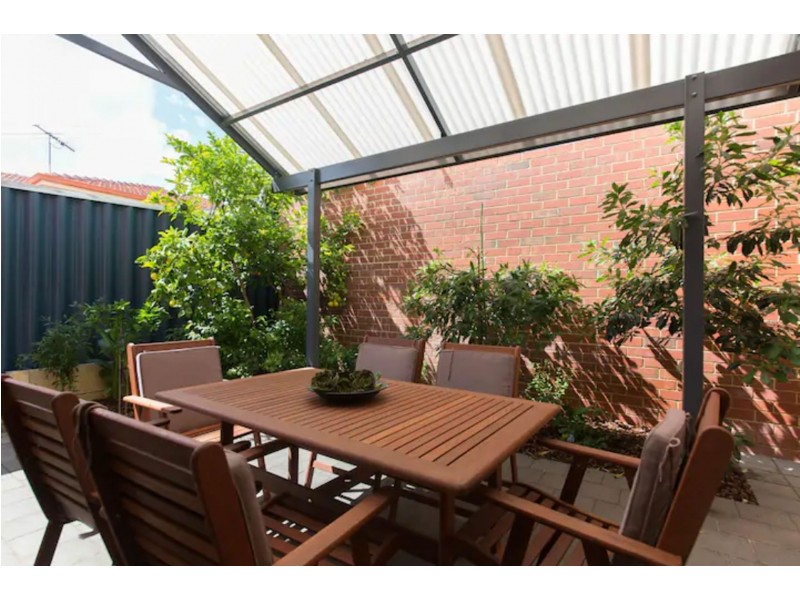 10/8-10 Salford St, Victoria Park WA 6100