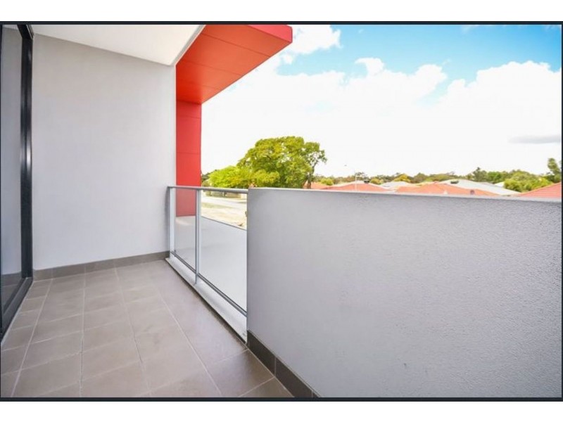 8/47 Carden Dr, Cannington WA 6107