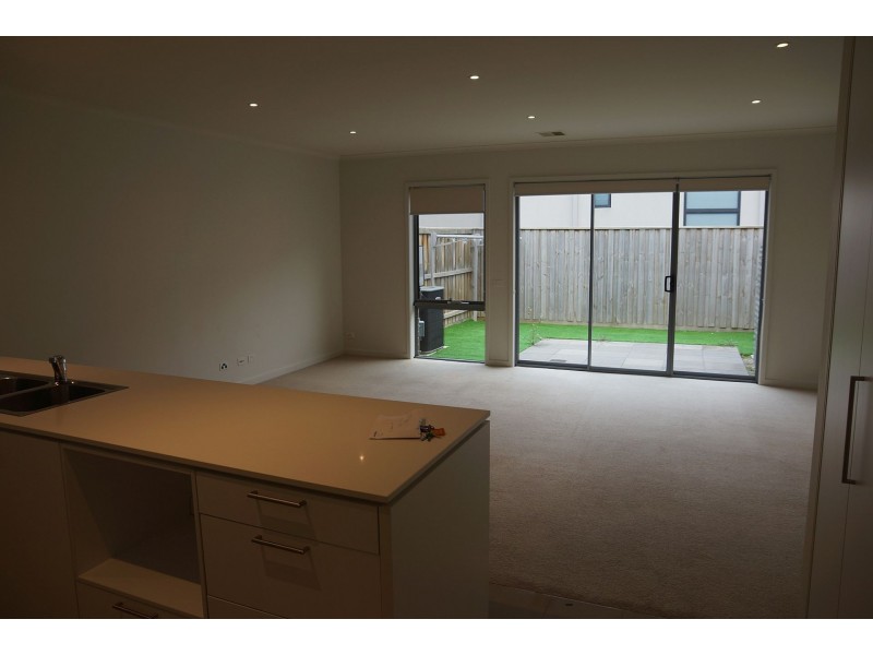 78 Artesian Ave, Wantirna South VIC 3152