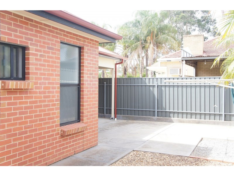 1 Reynolds Rd, Campbelltown SA 5074