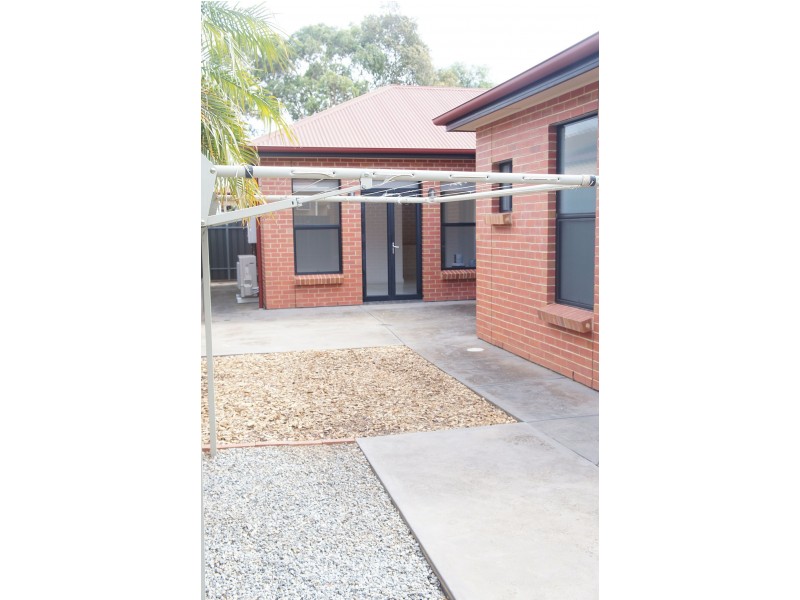 1 Reynolds Rd, Campbelltown SA 5074