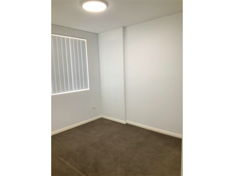 60-64 Essington St, Wentworthville NSW 2145
