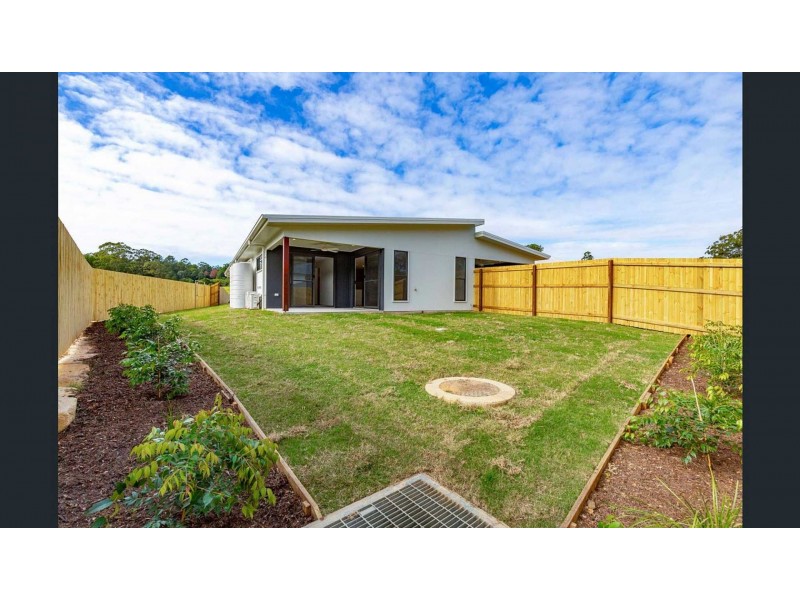 1/11 Mandarin Way, Palmwoods QLD 4555