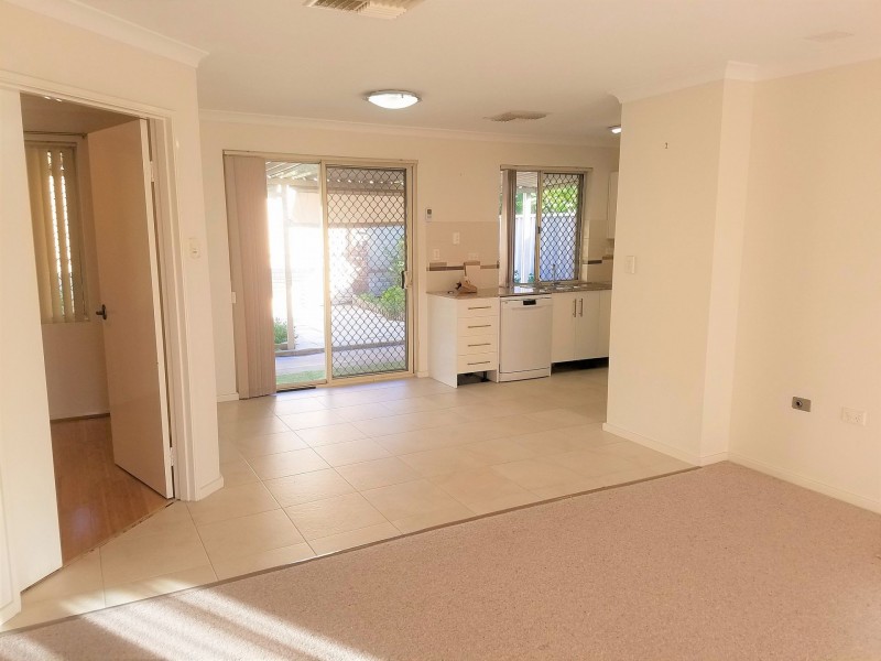 3/15 Truslove Cl, Willagee WA 6156