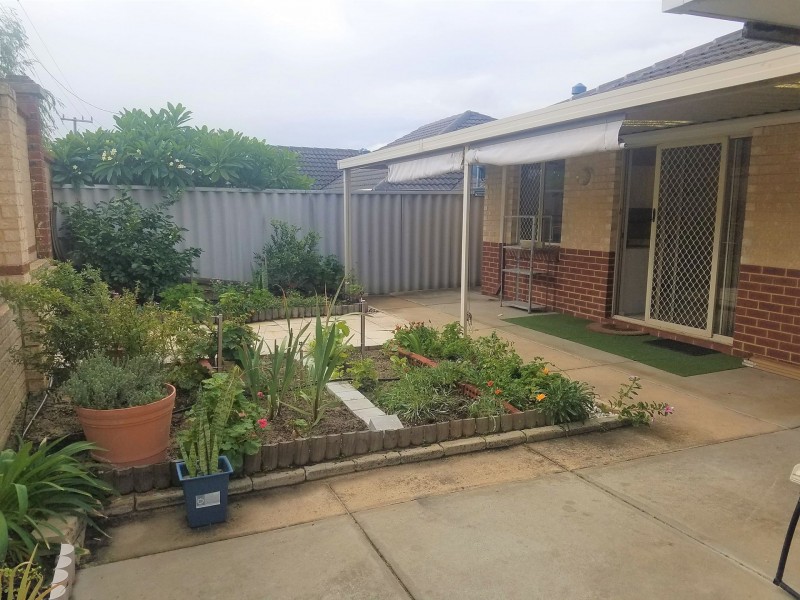 3/15 Truslove Cl, Willagee WA 6156