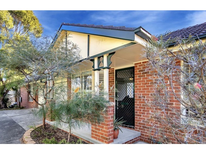 2/16 Bambara Cl, Lambton NSW 2299