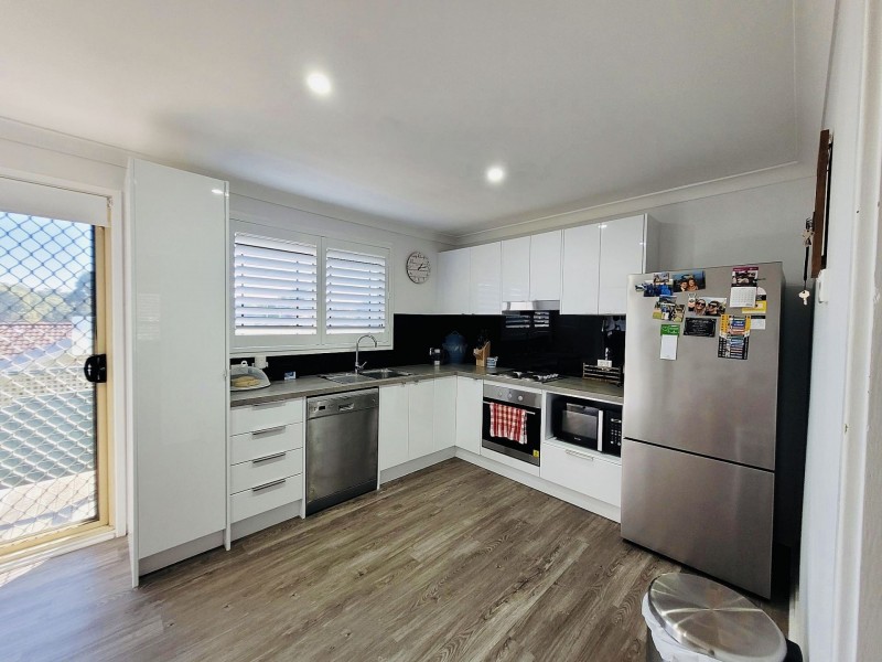2/16 Bambara Cl, Lambton NSW 2299
