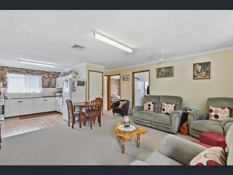 1/52 Riverview Dr, Burrum Heads QLD 4659