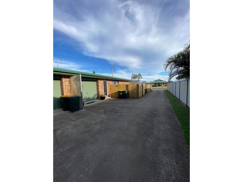 1/52 Riverview Dr, Burrum Heads QLD 4659