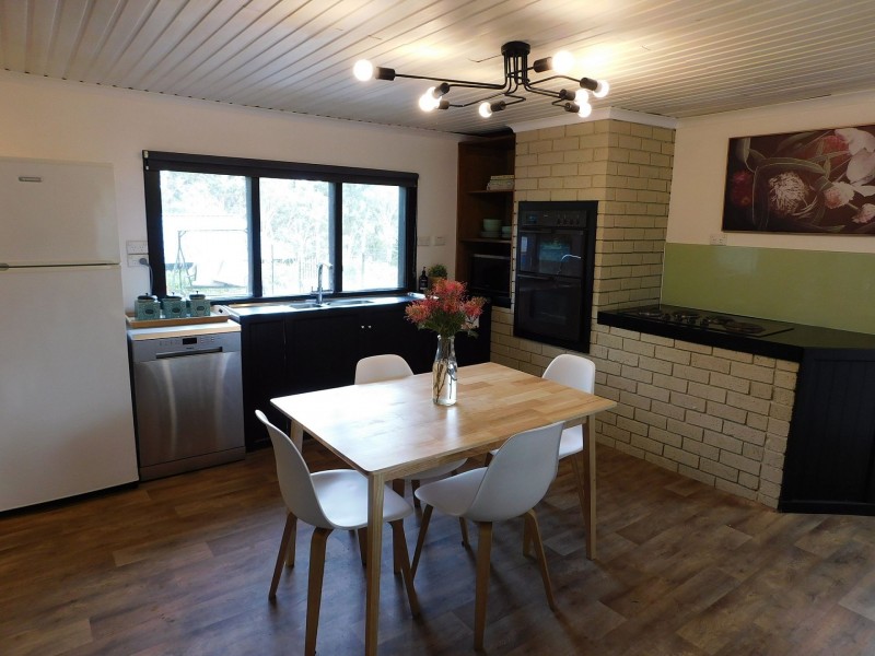 60 Main Rd, Belair SA 5052