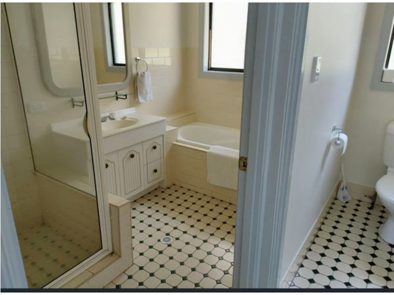 Russell Island QLD 4184