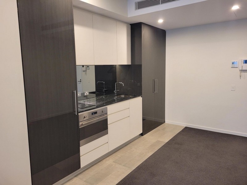 G4/8 Moreau Pde, East Perth WA 6004
