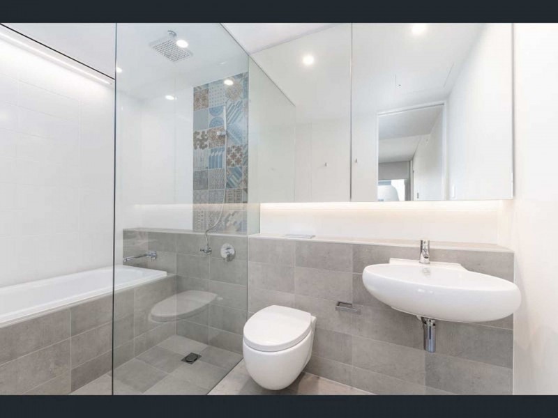 G4/8 Moreau Pde, East Perth WA 6004