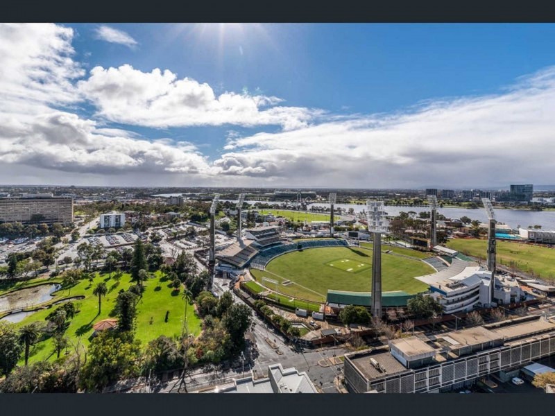 G4/8 Moreau Pde, East Perth WA 6004