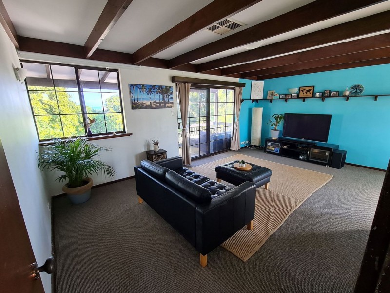 23 Page Dr, Mullaloo WA 6027