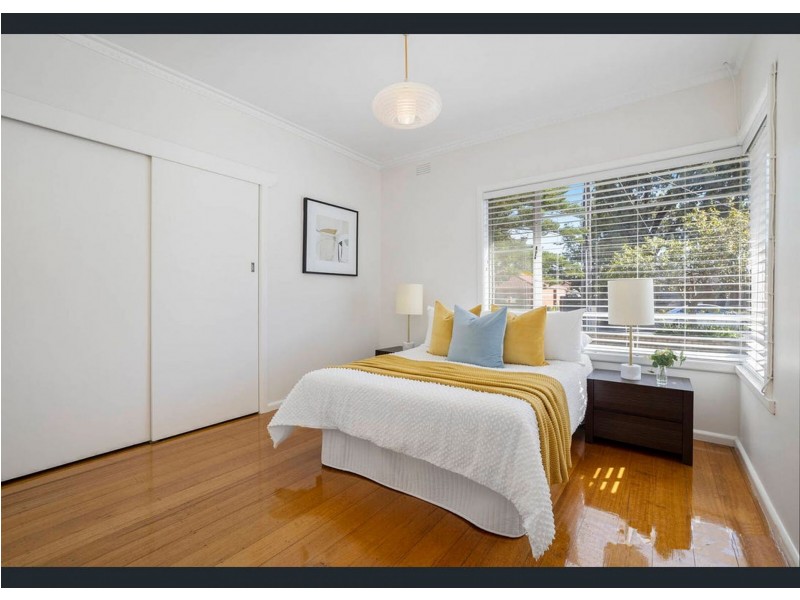 16 Rae St, Chadstone VIC 3148