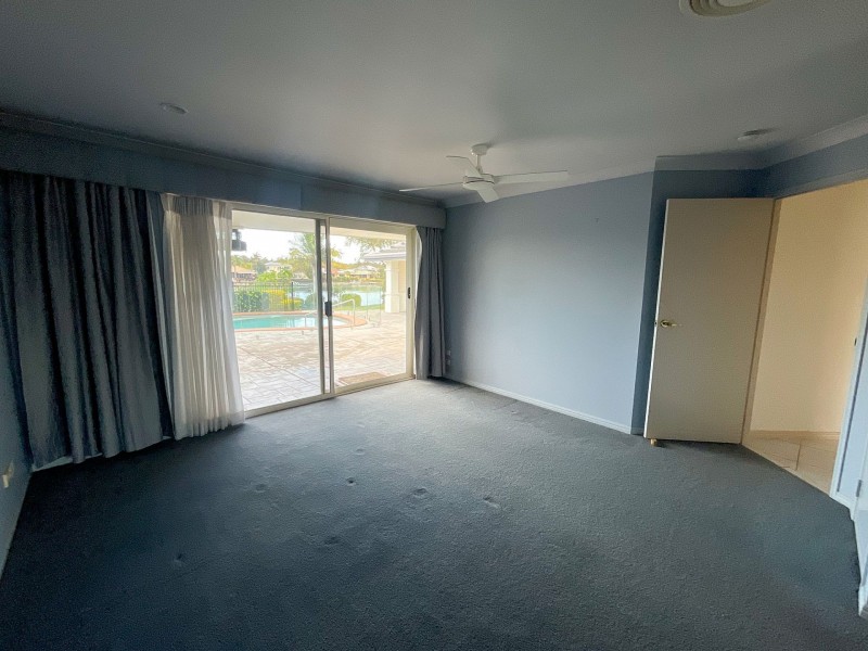 33 Glenwater Cres, Helensvale QLD 4212