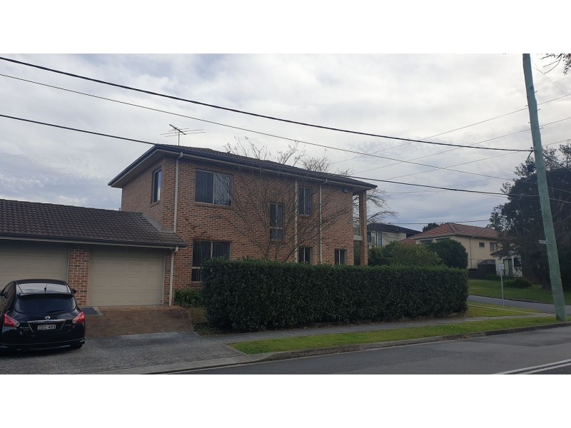 69 Cressy Rd, East Ryde NSW 2113