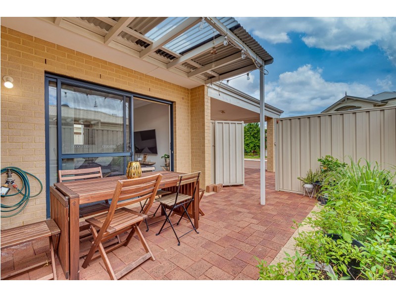 15/61 Elvire St, Viveash WA 6056