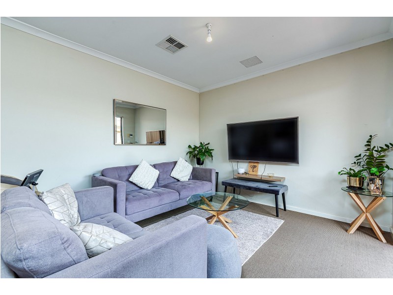 15/61 Elvire St, Viveash WA 6056