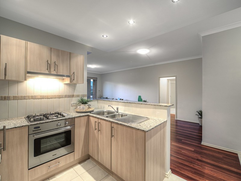 33/134 Aberdeen St, Northbridge WA 6003