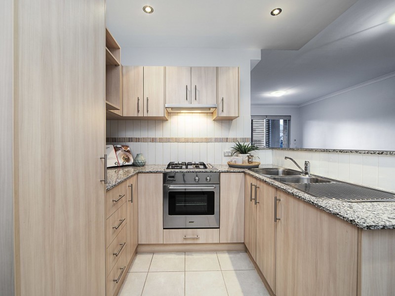 33/134 Aberdeen St, Northbridge WA 6003