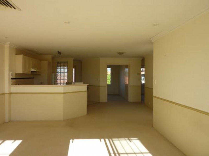 8/64 Moondine Dr, Wembley WA 6014