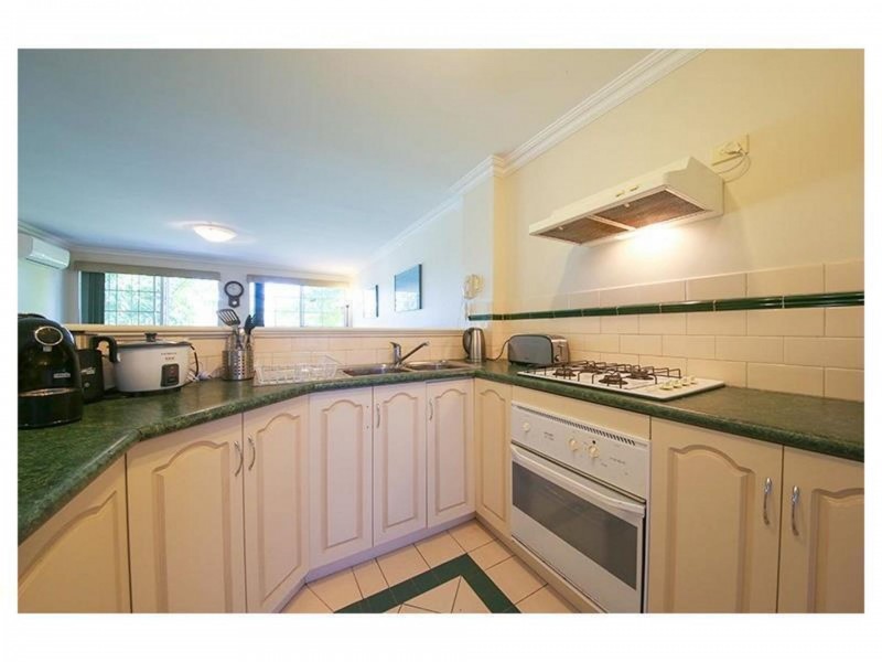 8/64 Moondine Dr, Wembley WA 6014