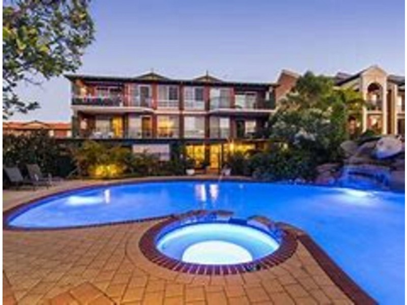 8/64 Moondine Dr, Wembley WA 6014