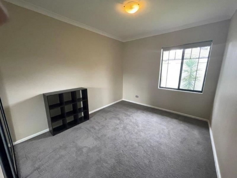 2 Kindra Way, Nollamara WA 6061