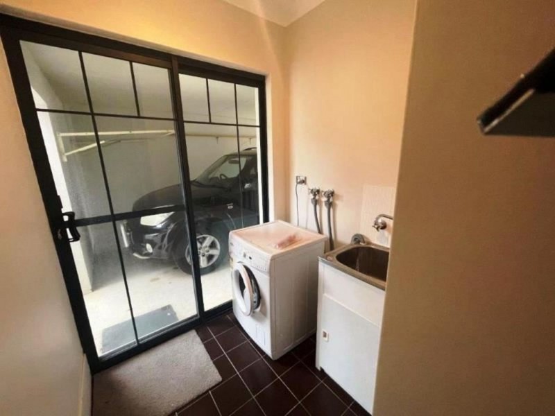 2 Kindra Way, Nollamara WA 6061